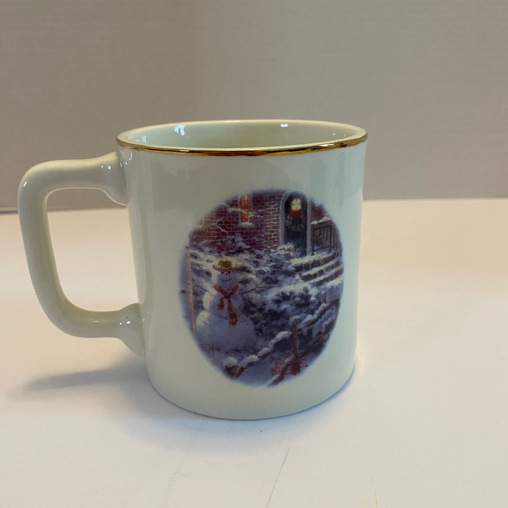 Thomas Kinkade Village Christmas ceramic cup mug coffee Gold Trim Snowman c41196